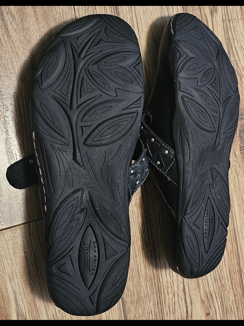 Earth Sand Cayman Slide On Shoes - Picture 8 of 8